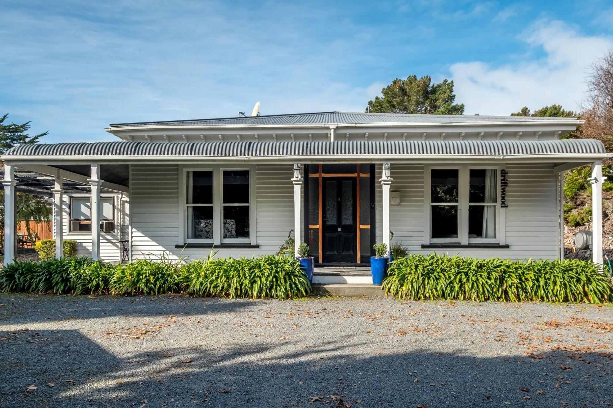 Driftwood Villa Kaikoura Exterior photo